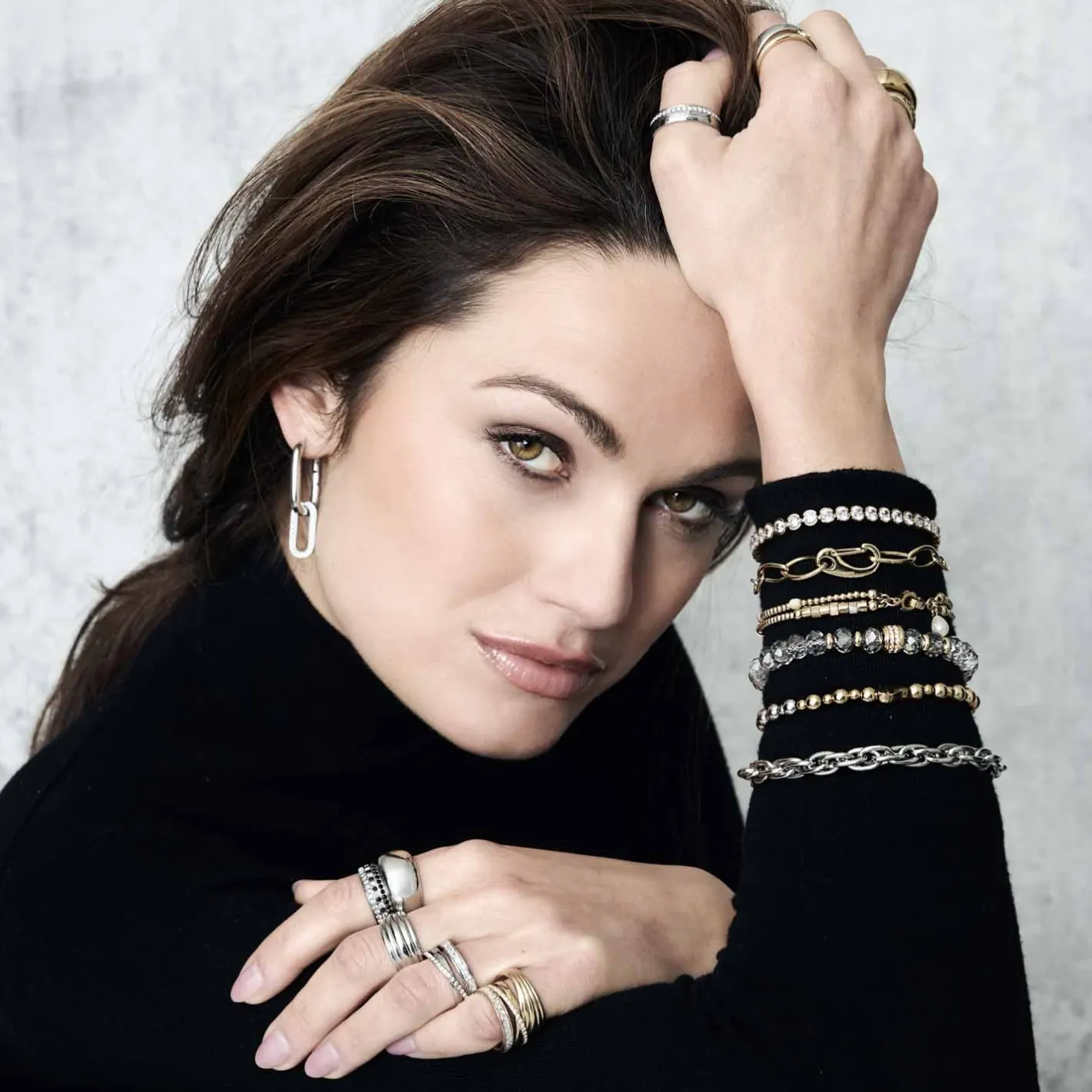 Creole BERNICE*LEONARDO Hot