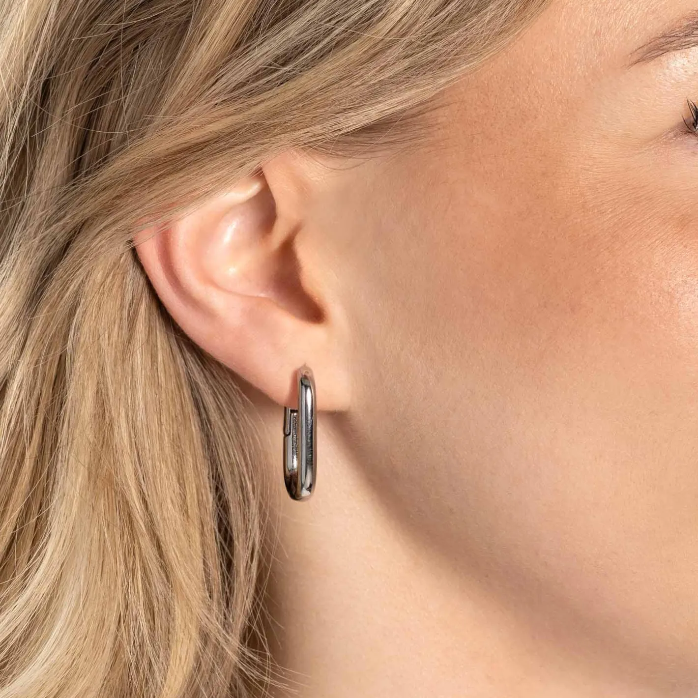 Creole BERNICE*LEONARDO Hot