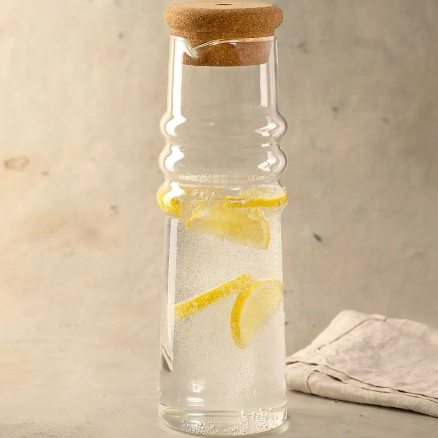 Karaffe SOLE 0,9 l mit Korkstopfen*LEONARDO Hot