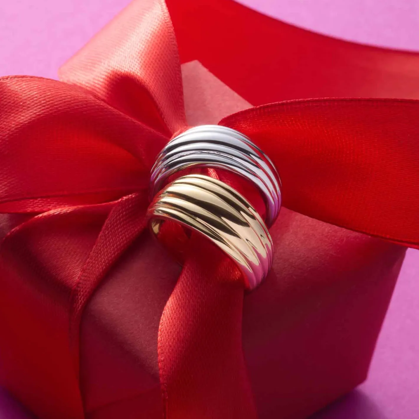 Ring ELISABETH 18 gold*LEONARDO