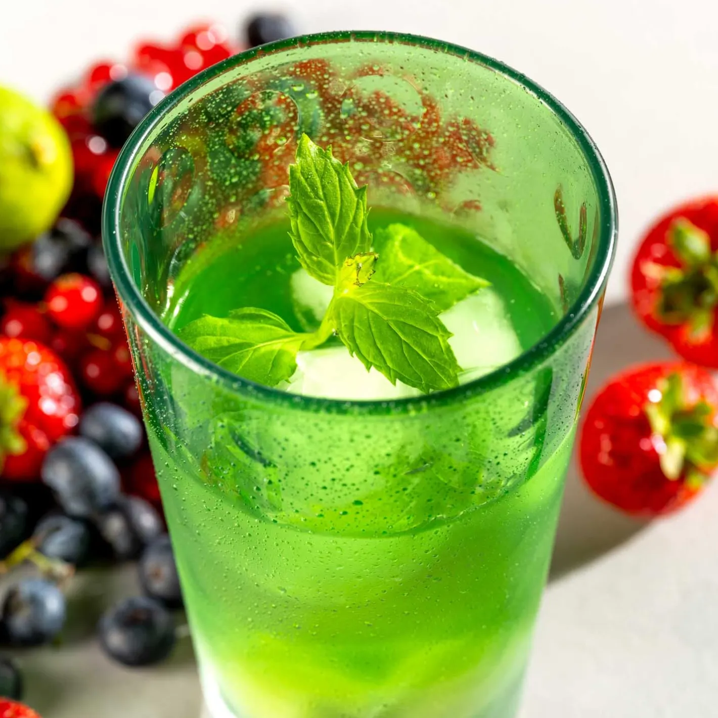 Trinkglas OPTIC 540 ml hellgrün 4er Set*LEONARDO Hot